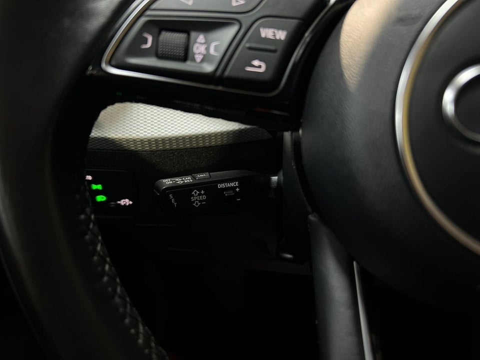 Audi Q2 35 TFSi Prestige S-tr. 5d