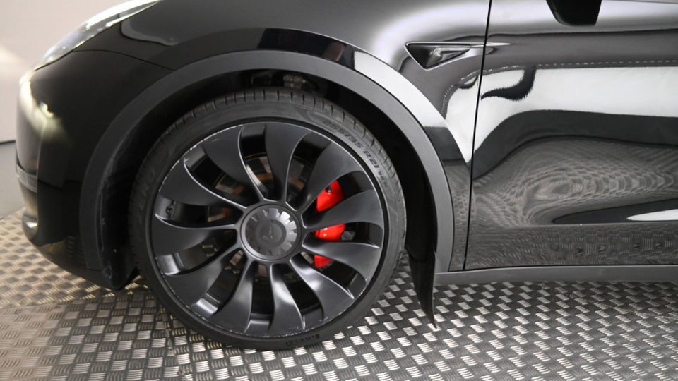 Tesla Model Y Performance AWD 5d