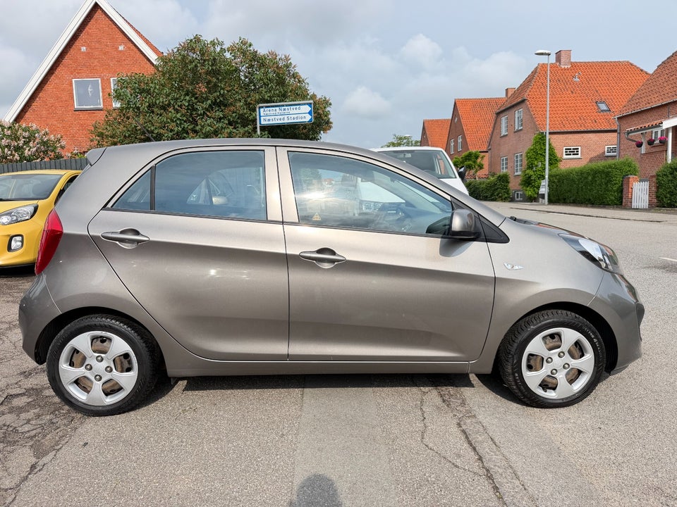 Kia Picanto 1,0 World Cup Eco Clim 5d