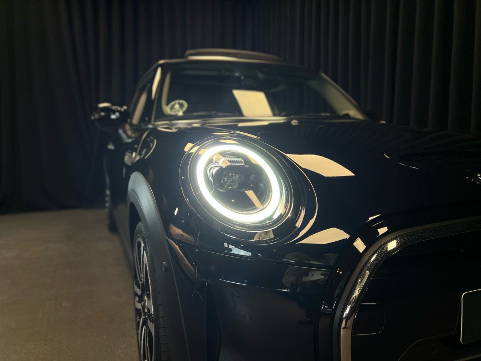 MINI Cooper SE Classic Trim 3d