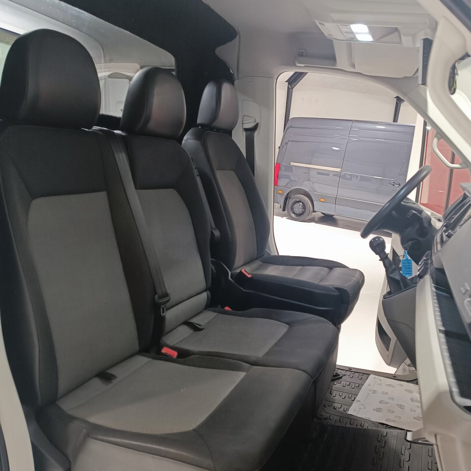 VW Crafter 35 2,0 TDi 177 Db.Kab m/lad L4