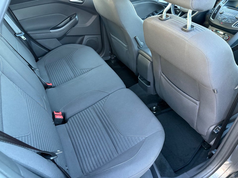 Ford Focus 1,0 SCTi 125 Titanium 5d