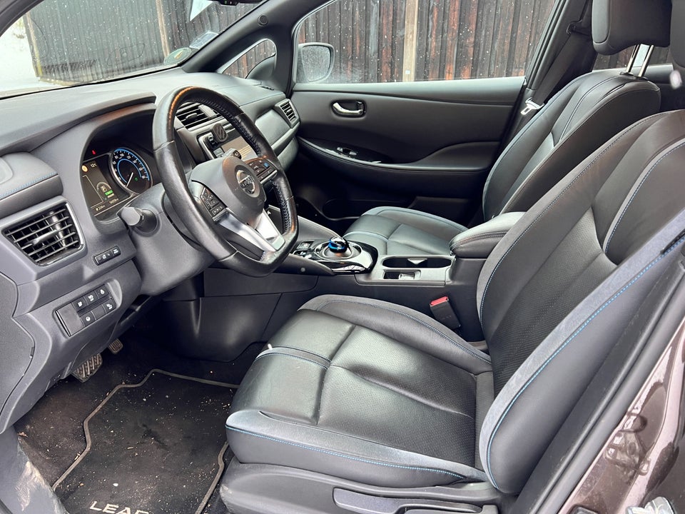Nissan Leaf 40 N-Connecta 5d