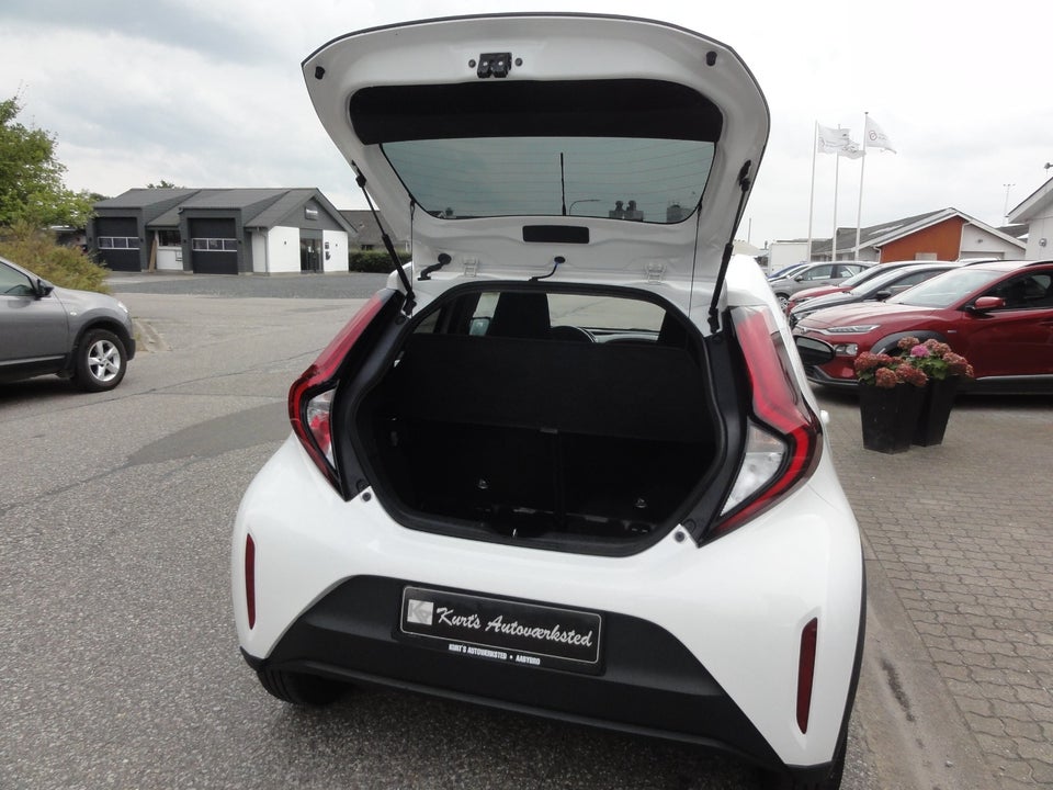 Toyota Aygo X 1,0 Air Envy 5d