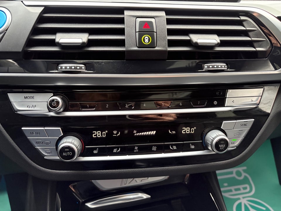 BMW iX3 Charged Impressive 5d