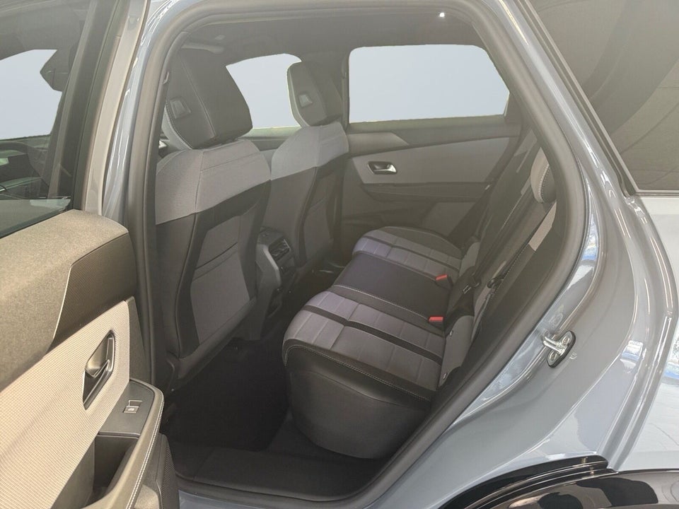 Opel Grandland-e 73 GS 5d