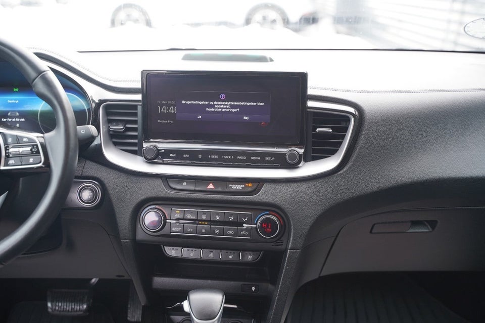 Kia Ceed 1,6 PHEV Upgrade Premium SW DCT 5d