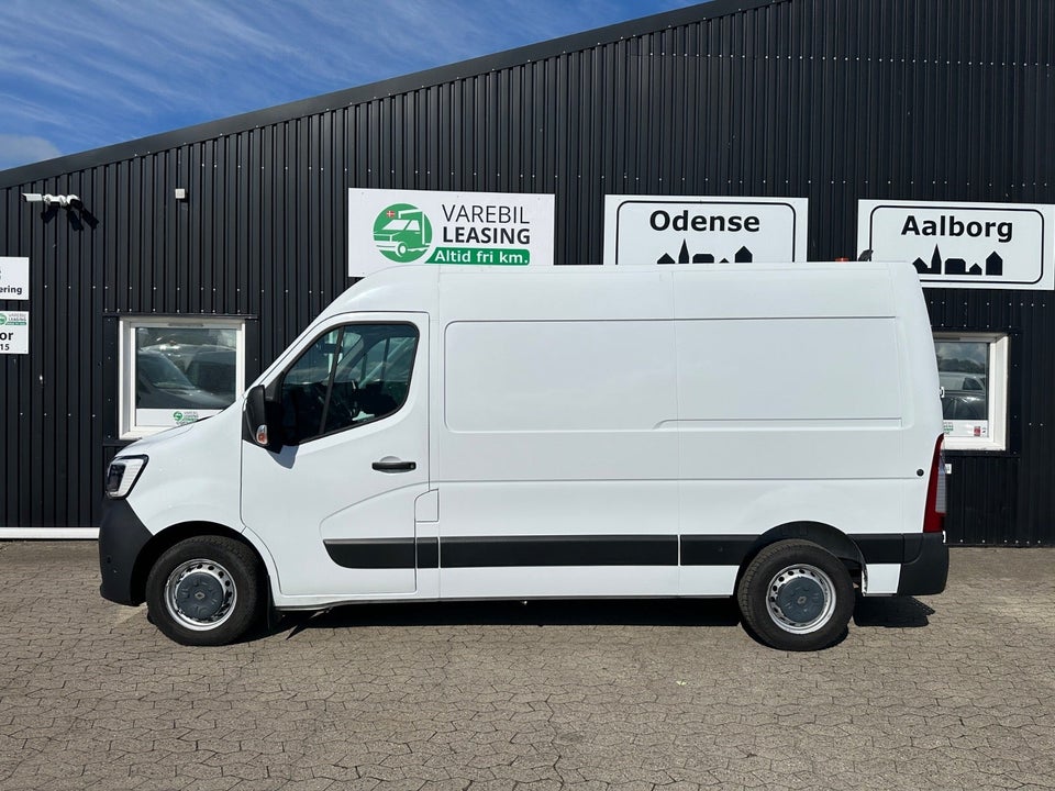 Renault Master IV T33 2,3 dCi 150 L2H2 Kassevogn
