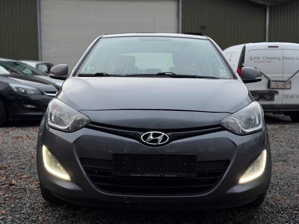 Hyundai i20 1,4 Classic 5d