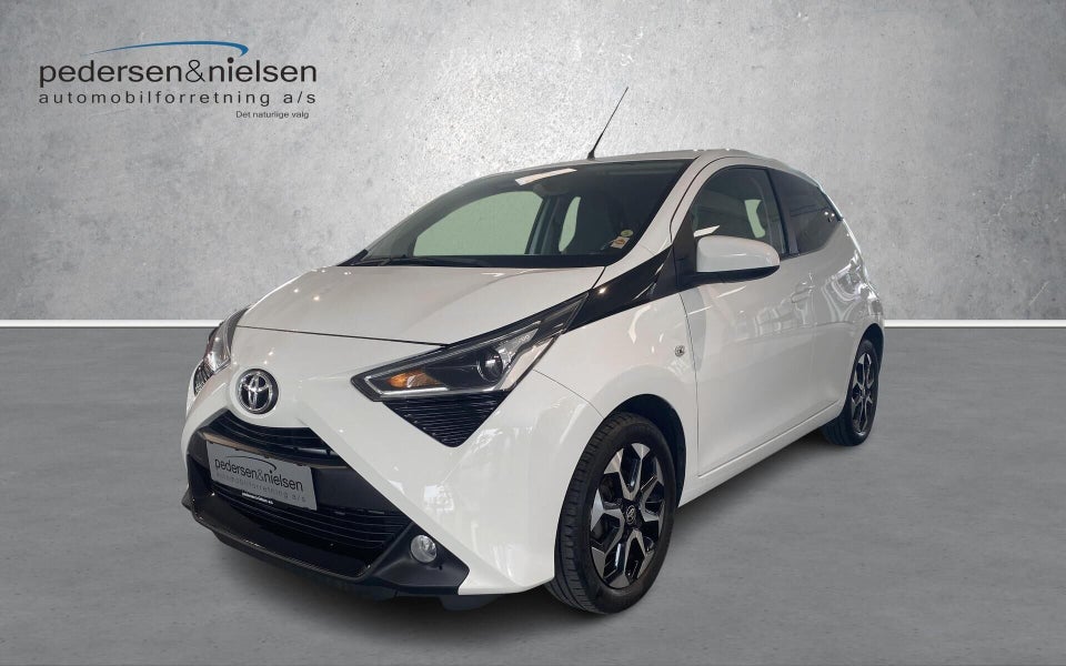 Toyota Aygo 1,0 VVT-i x-press 5d