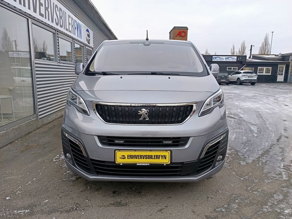 Peugeot Expert 2,0 BlueHDi 122 L2 Sport EAT8 Van
