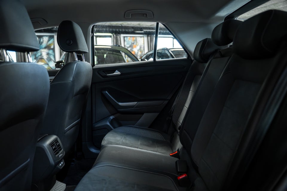 VW T-Roc 1,5 TSi 150 Life DSG 5d