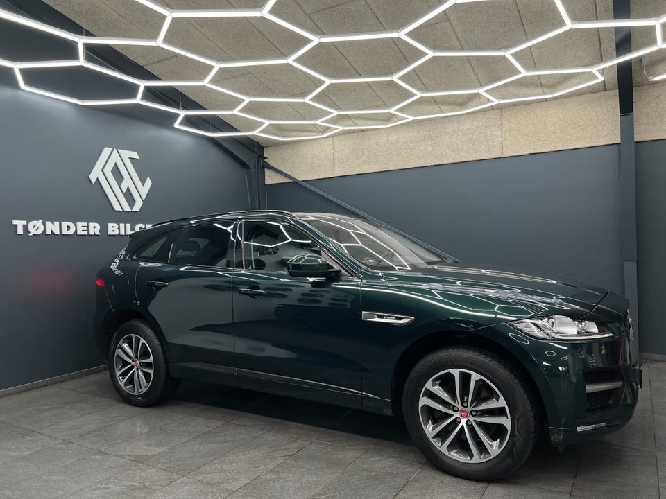 Jaguar F-Pace 3,0 D300 R-Sport aut. AWD 5d