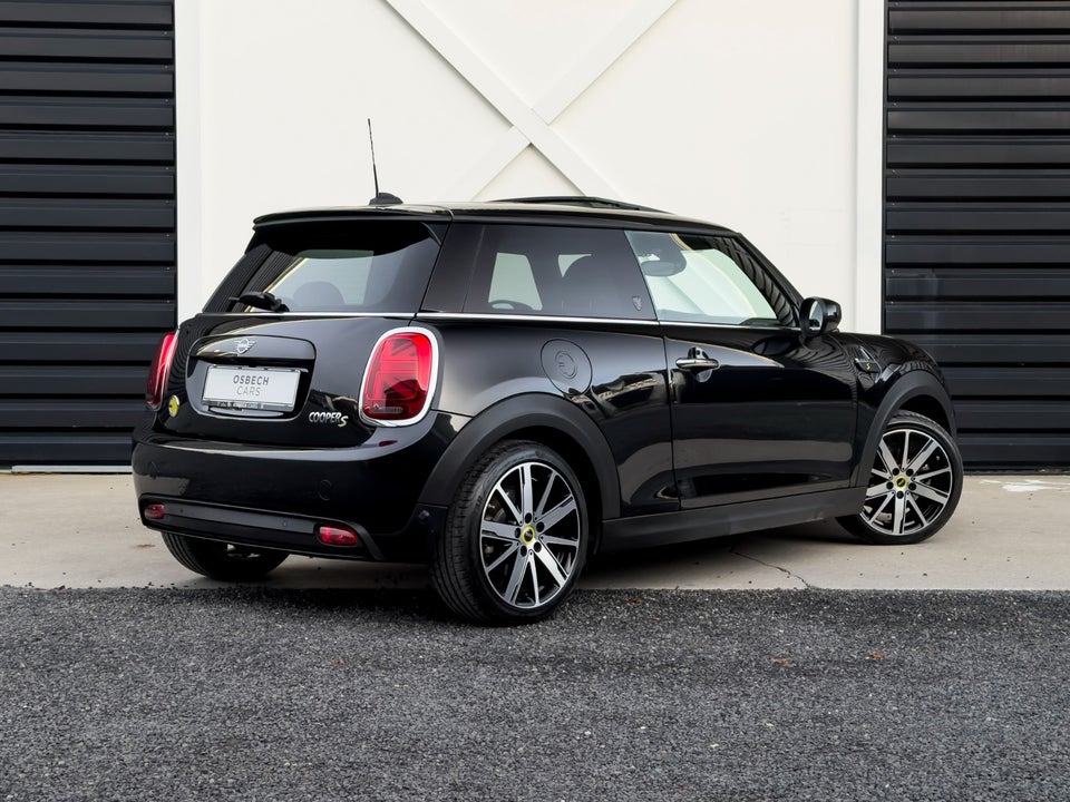MINI Cooper SE Younique Trim 3d