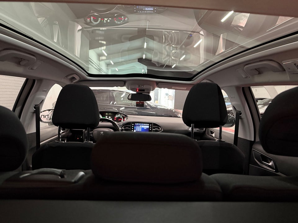 Peugeot 308 1,6 BlueHDi 120 Style Sky SW 5d