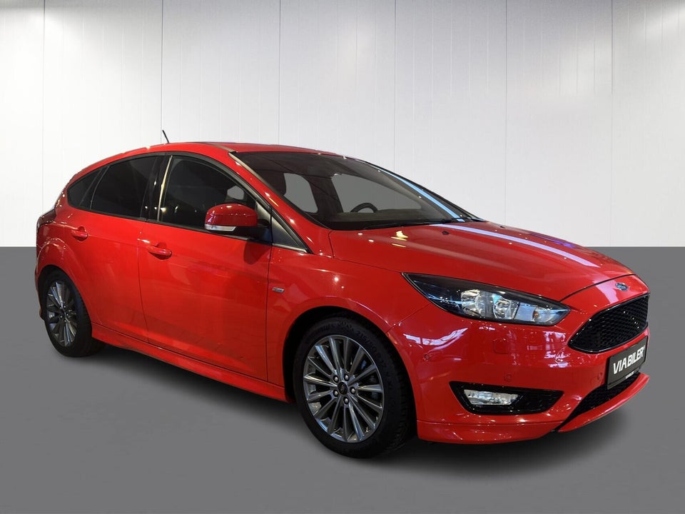 Ford Focus 1,0 SCTi 125 ST-Line+ 5d