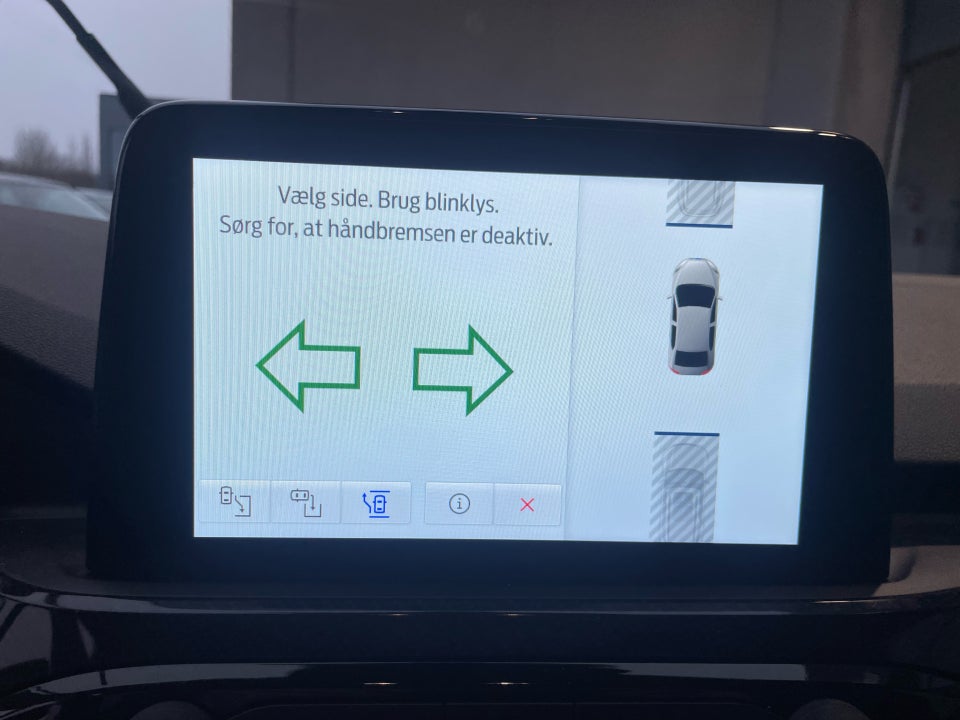 Ford Kuga 2,5 PHEV ST-Line X CVT 5d