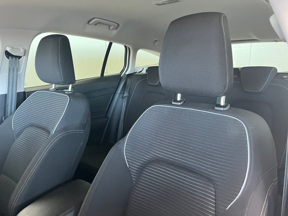 Ford Focus 1,0 EcoBoost mHEV Titanium stc. DCT 5d