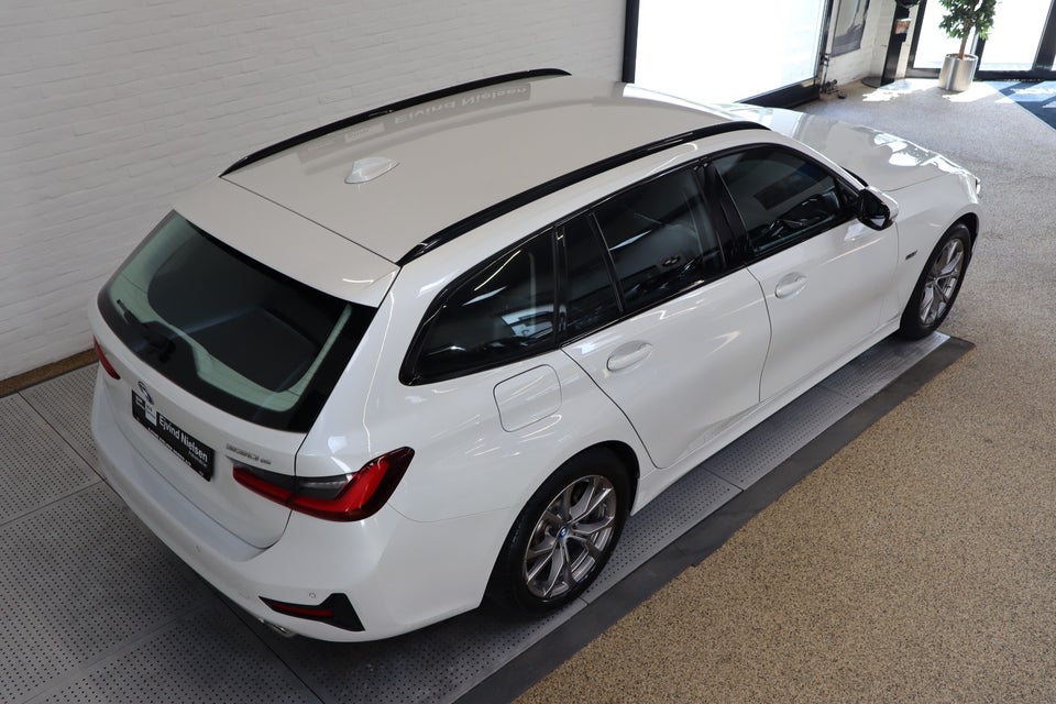 BMW 330e 2,0 Touring Sport Line aut. 5d