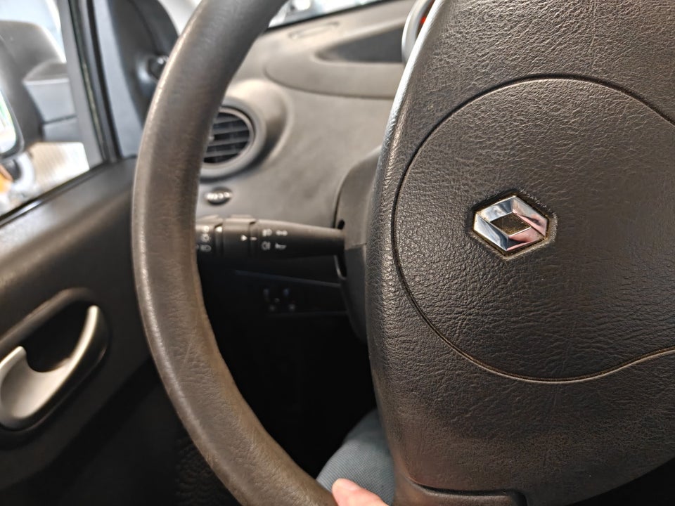 Renault Twingo 1,2 16V E Expression 3d