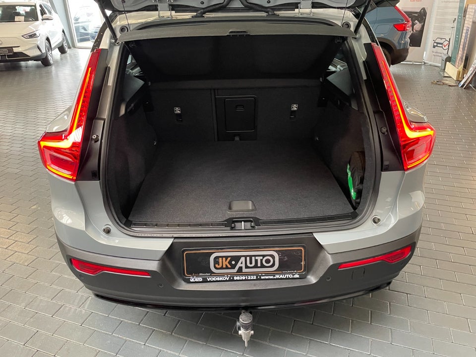 Volvo XC40 ReCharge Extended Range Core 5d