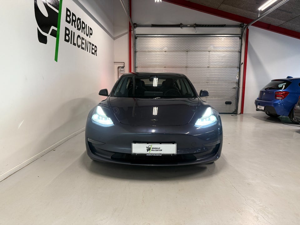 Tesla Model 3 Long Range AWD 4d