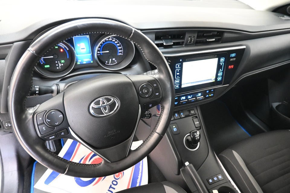 Toyota Auris 1,8 Hybrid H2 Touring Sports CVT 5d