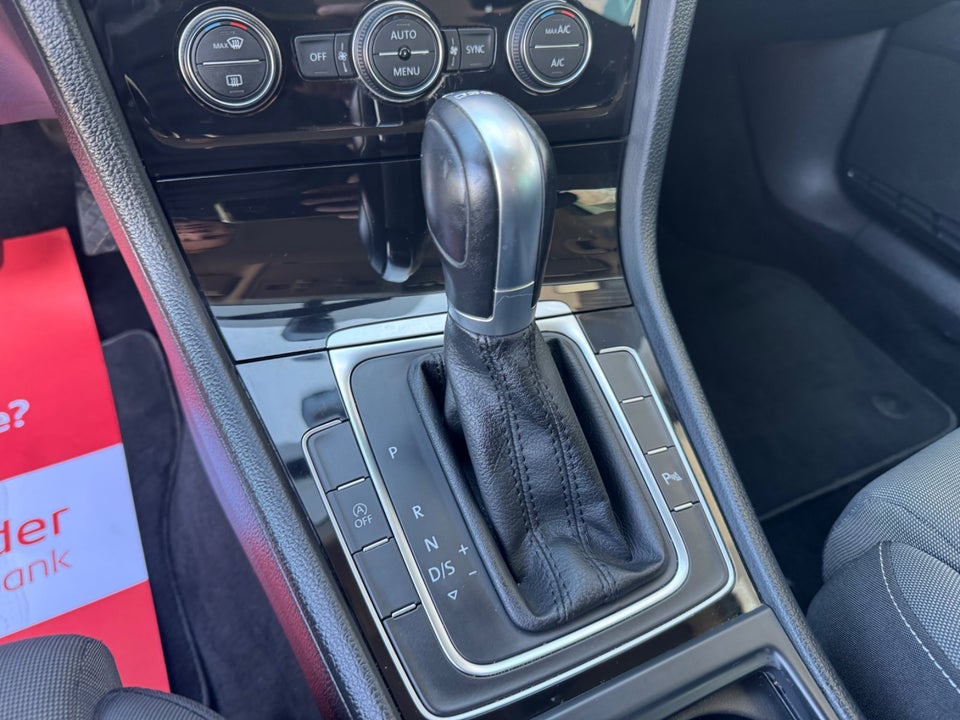 VW Golf VII 1,5 TSi 150 Highline Variant DSG 5d