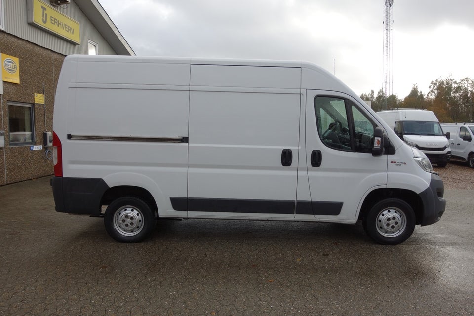 Fiat Ducato 30 2,3 MJT 130 Kassevogn L2H2 Pro+