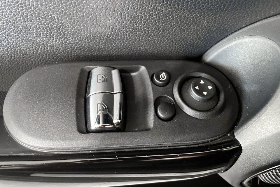 MINI Cooper SE Classic Trim 3d