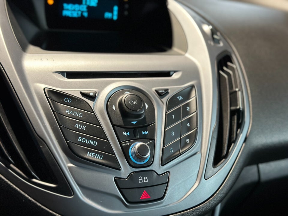 Ford B-MAX 1,0 SCTi 100 Titanium 5d
