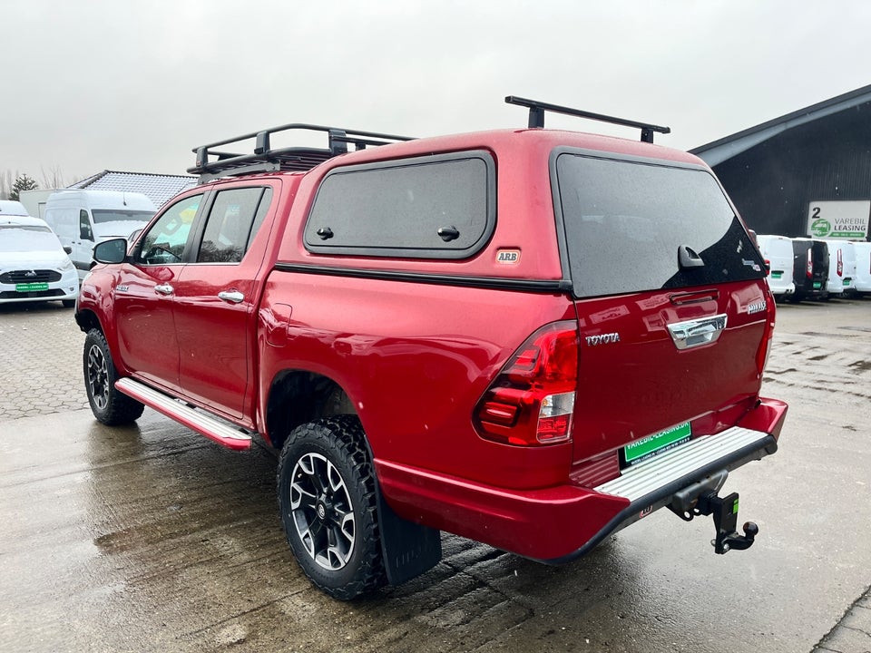 Toyota HiLux 2,4 D-4D 150 T2 Db.Kab 4x4 4d