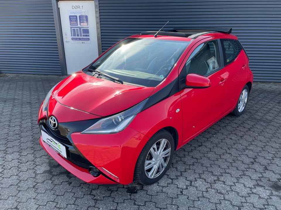 Toyota Aygo 1,0 VVT-i x-sky 5d