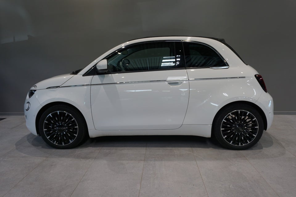 Fiat 500e 42 la Prima by Bocelli Cabrio 2d