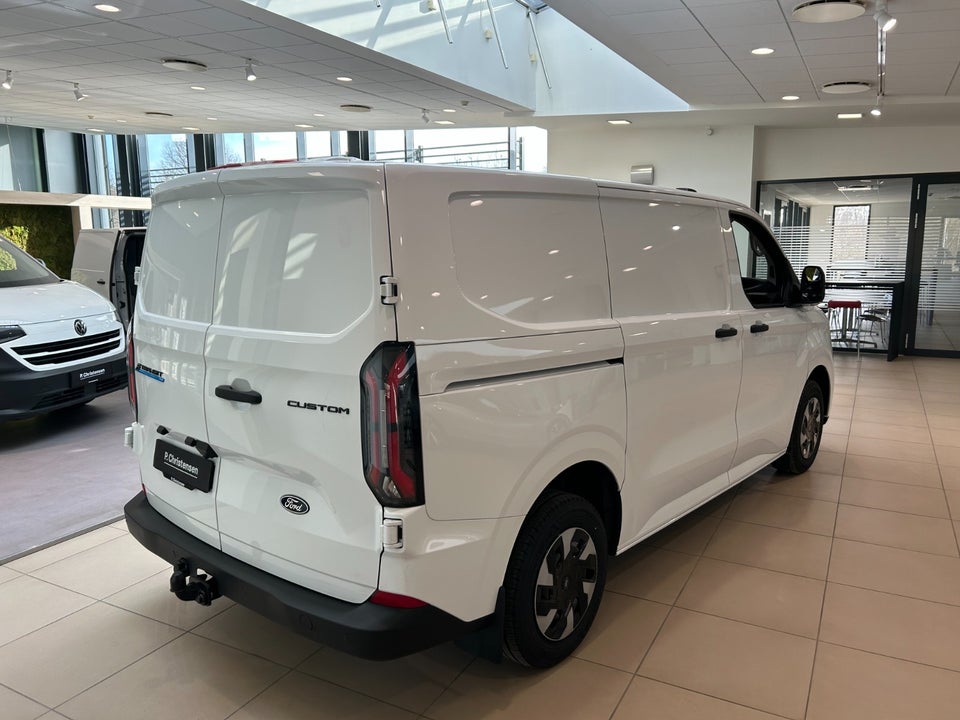 Ford E-Transit Custom 320S 64 Trend