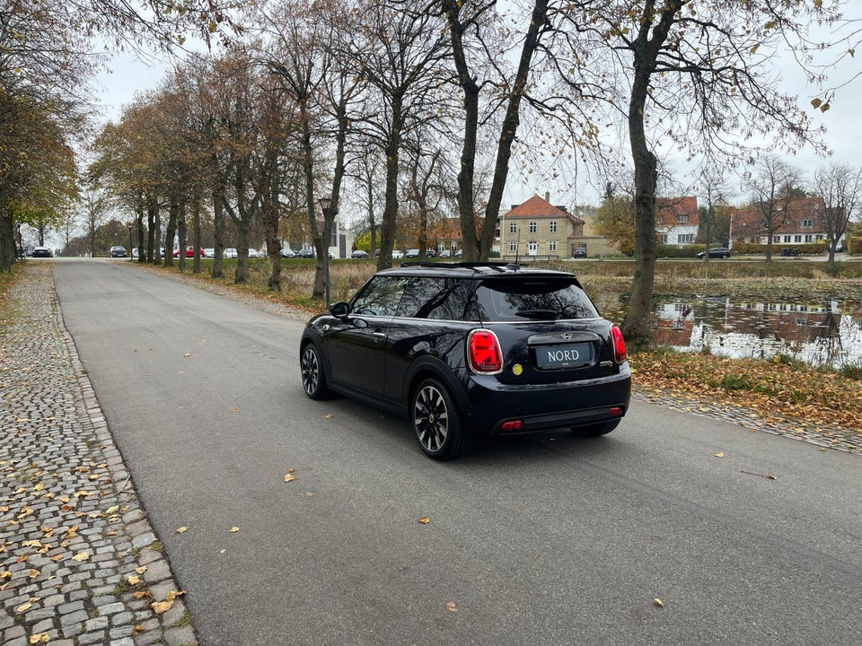 MINI Cooper SE Trim XL 3d