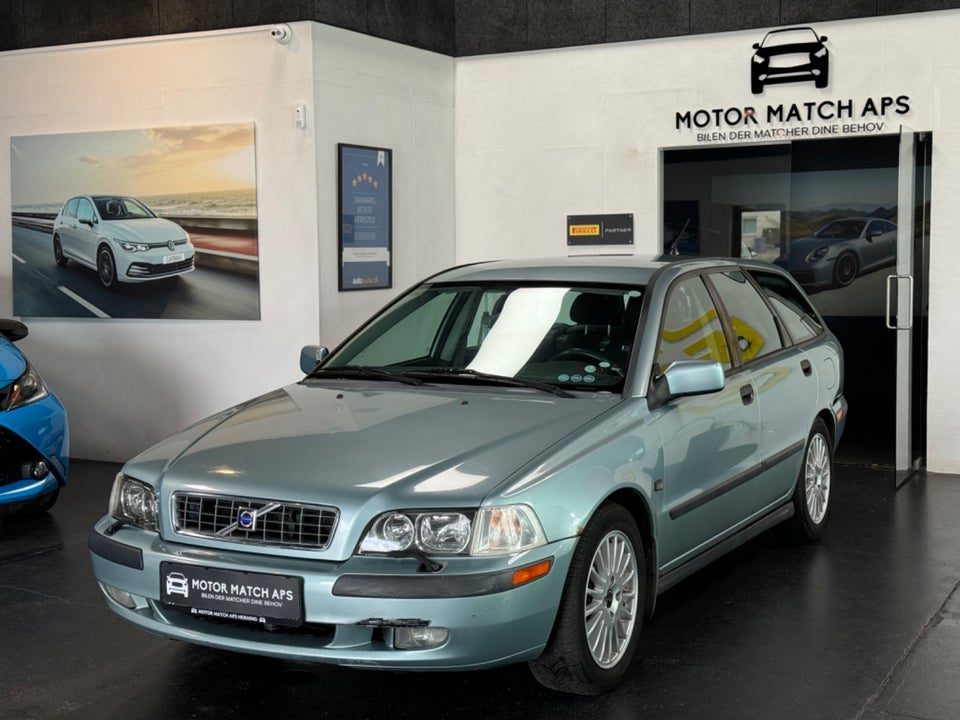 Volvo V40 1,8  5d