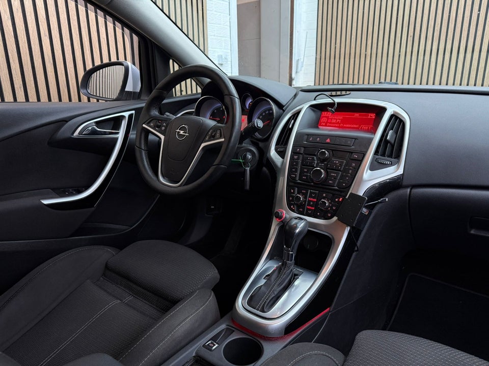 Opel Astra 2,0 CDTi 165 Sport Sports Tourer aut. 5d