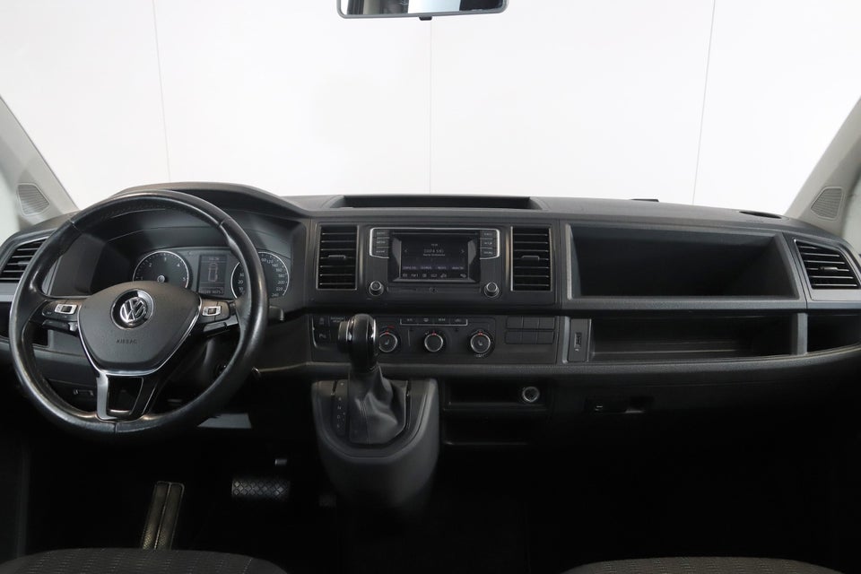 VW Caravelle 2,0 TDi 150 Comfortline DSG kort