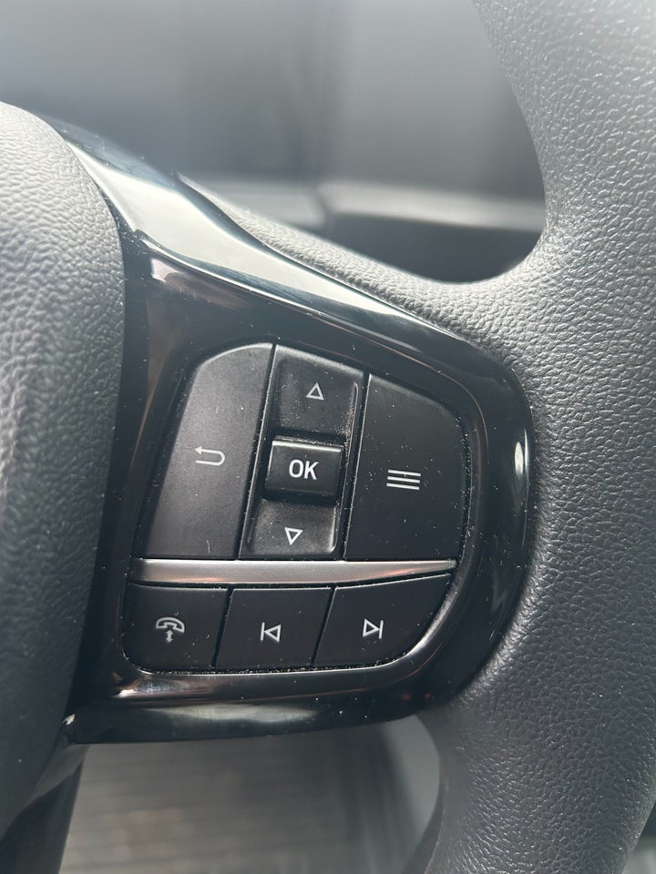 Ford Transit Custom 320L 2,0 EcoBlue Trend