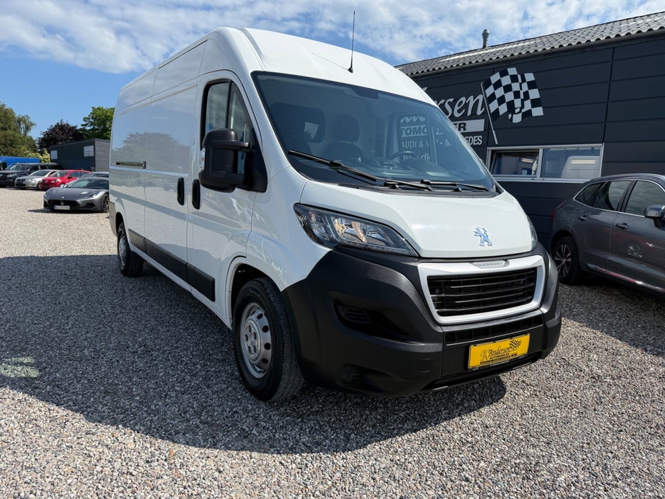 Peugeot Boxer 435 2,2 BlueHDi 165 L3H2 Premium