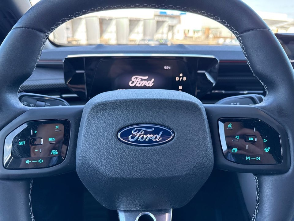 Ford Capri 77 Premium Extended Range 5d