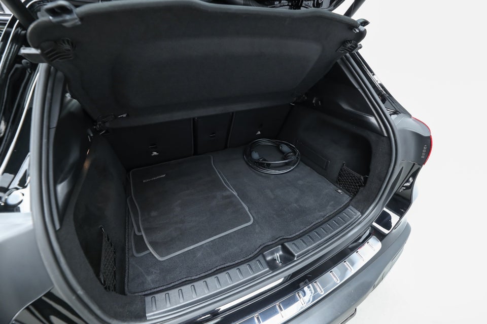 Mercedes EQA350 AMG Advance 4Matic 5d