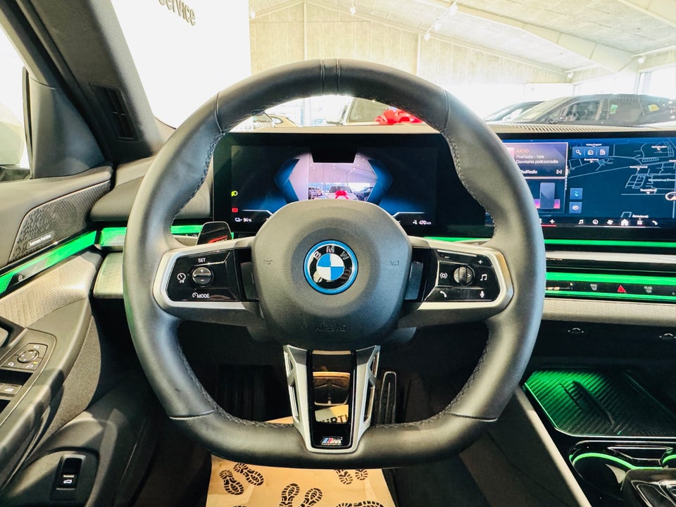 BMW i5 eDrive40 M-Sport 4d