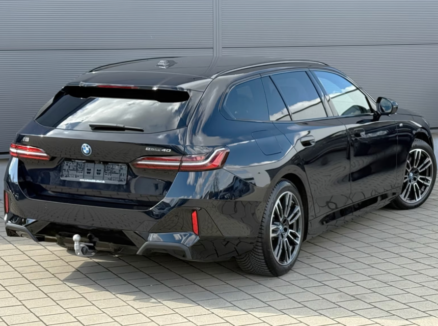 BMW i5 eDrive40 Touring M-Sport 5d
