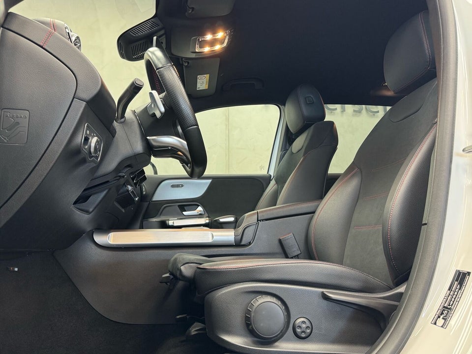 Mercedes EQB250 AMG Line 5d