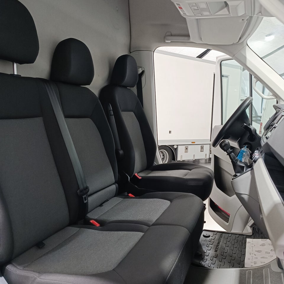 VW Crafter 35 2,0 TDi 177 Kassevogn L4H3