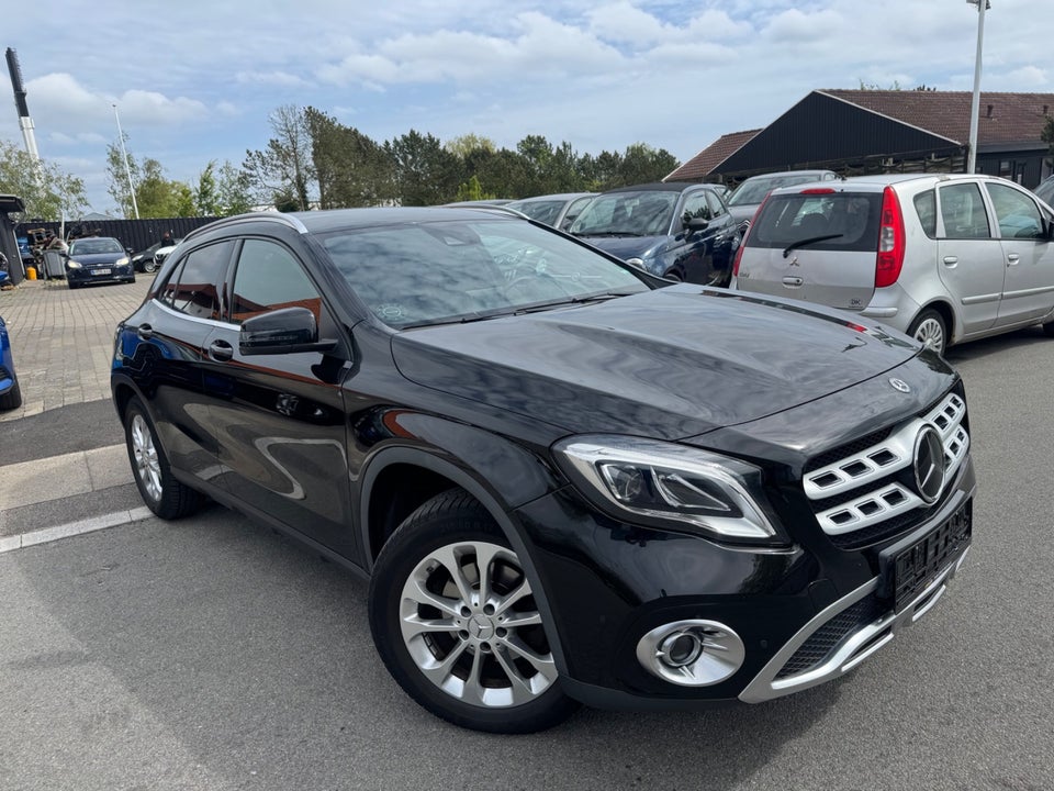 Mercedes GLA200 1,6 aut. 5d
