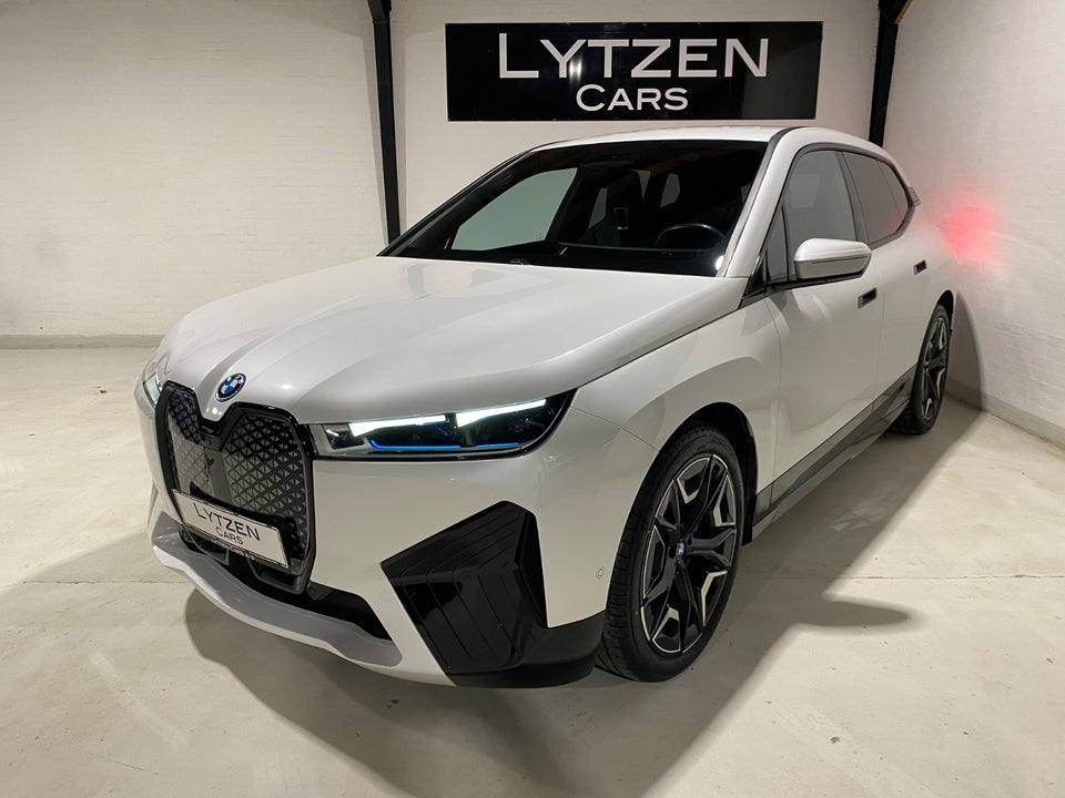 BMW iX xDrive50 Sport 5d