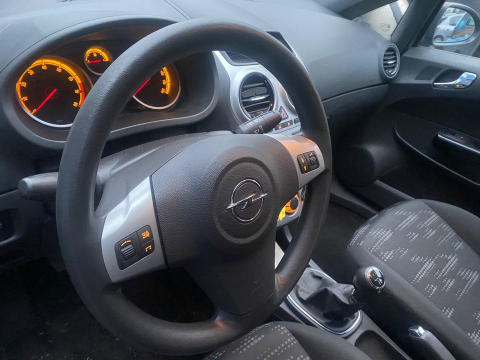 Opel Corsa 1,0 12V Enjoy Edition 5d